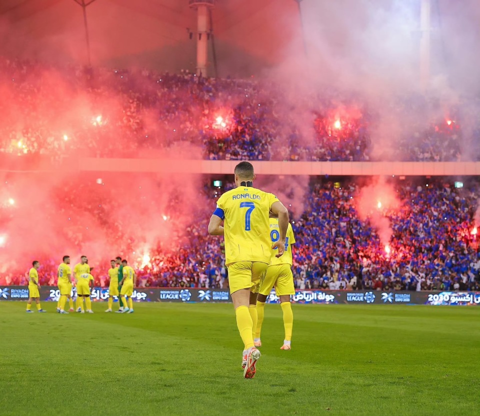 Yabo-西班牙队带队取胜！，内马尔重要时刻败北赛场气氛高涨-Yabo