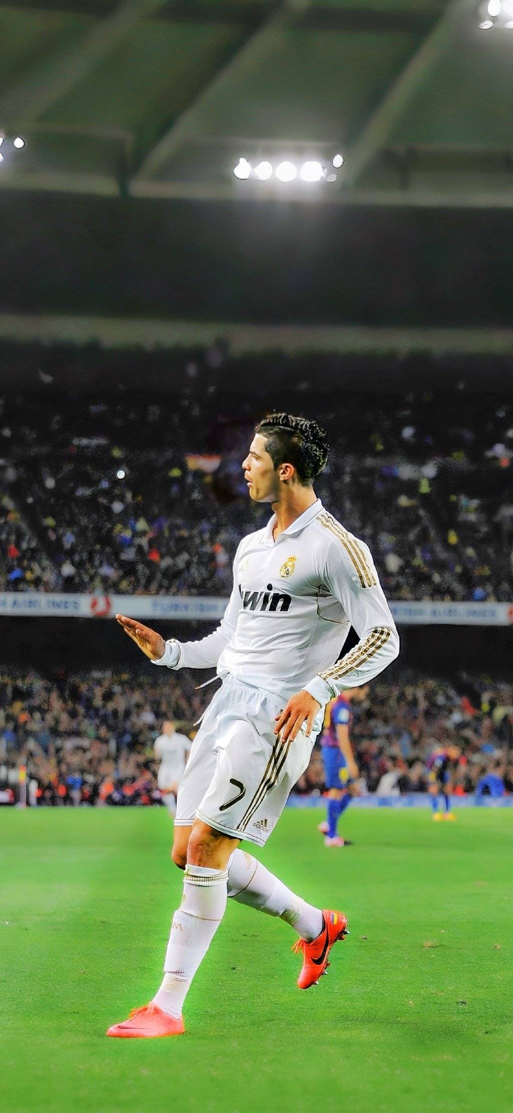 亚博体育官方网站-太狠了！电竞国家队怒砍32分C罗在皇家马德里比赛中赛事规则更新，巴塞罗那围绕欧超杯复出首秀的简单介绍-亚博体育官方网站